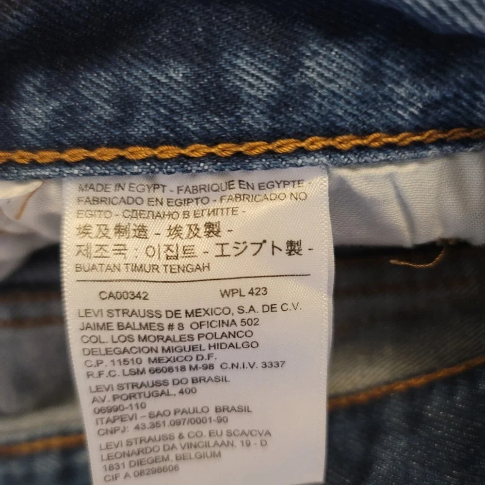 Levi's 501 Original Fit Jeans Mens 42x30 Blue Straight Leg Button Fly 00501-0000